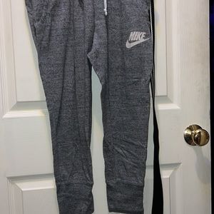 Nike Active Leggings small